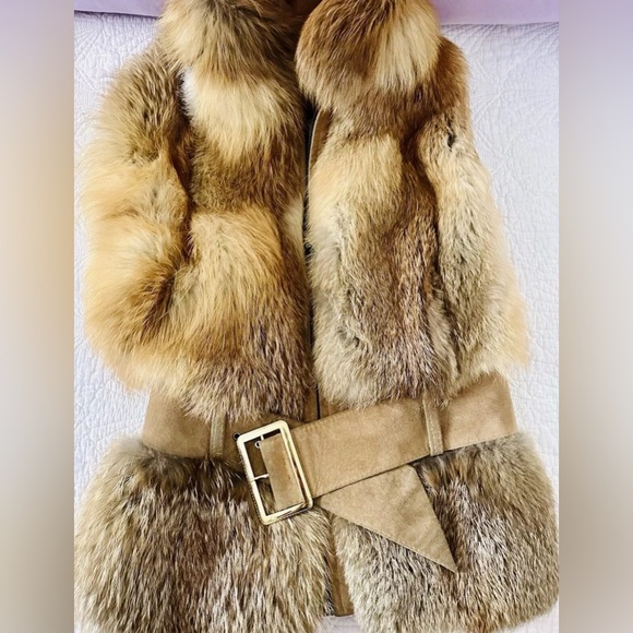 REAL fox fur vest - Picture 4 of 8